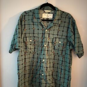 Rogue Territory Green and Black Patterned Shirt